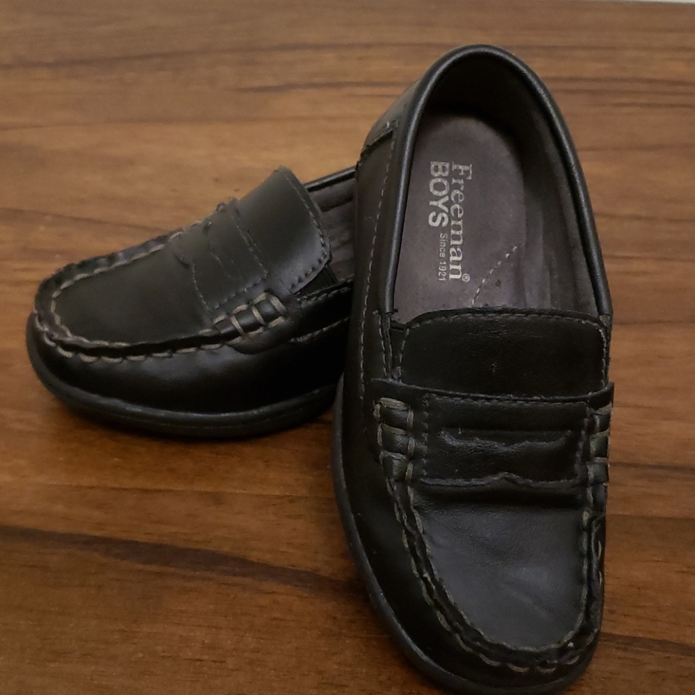 Boys dress shoes